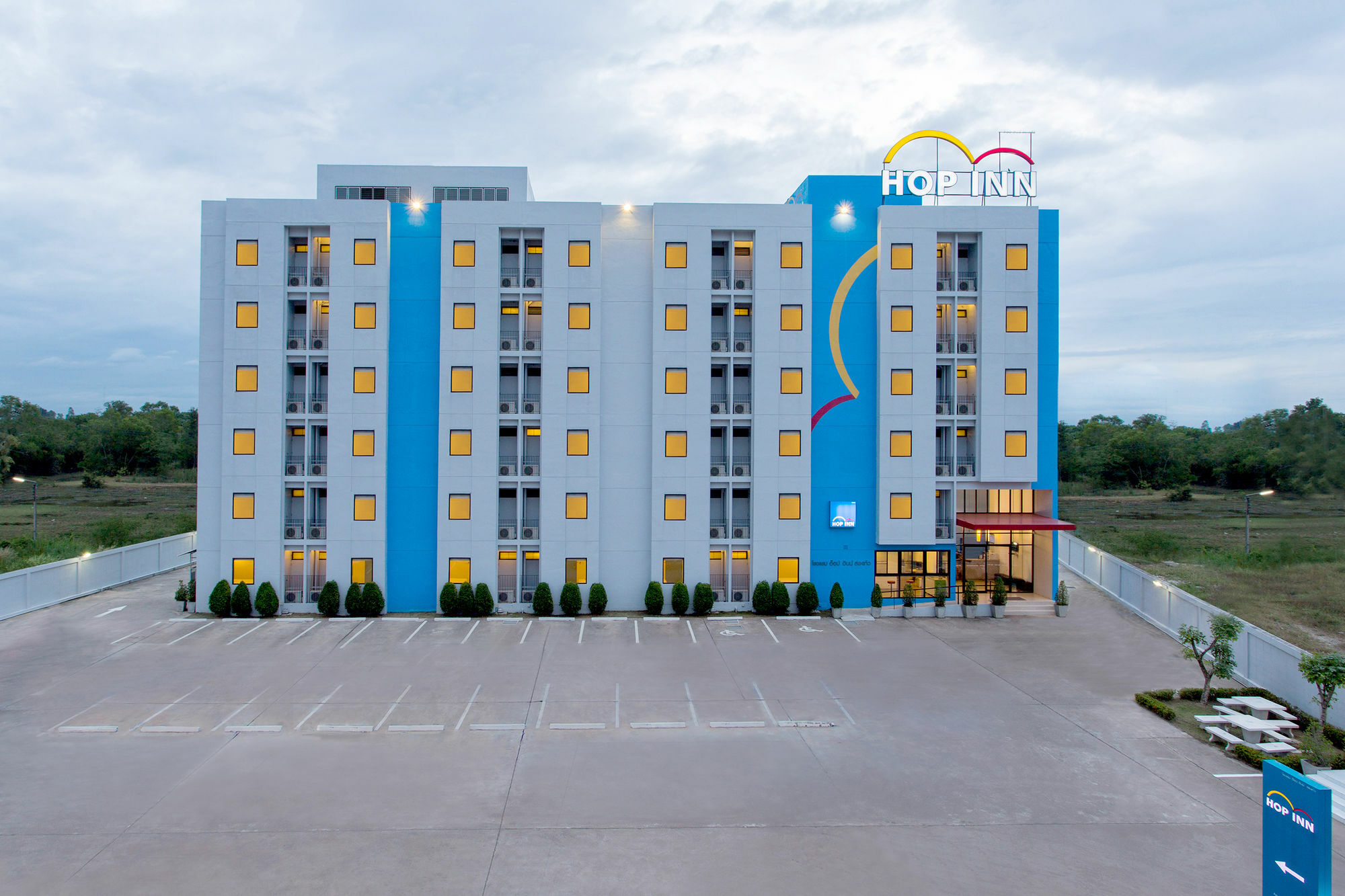 Hop Inn Chanthaburi Exterior foto